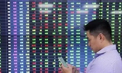 Lãnh đạo vướng lao lý, 2 cổ phiếu diễn biến trái chiều