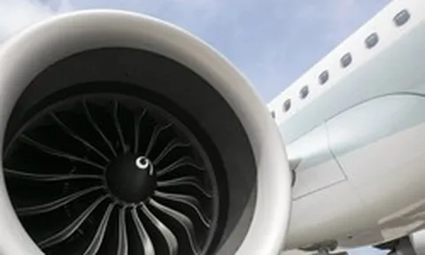 Cơn khát 'dầu thừa chiên gà' trong ngành hàng không, phải phụ thuộc vào Châu Á cho thị trường 2.200 tỷ USD