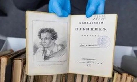 Hé lộ đường dây trộm sách xuyên châu Âu