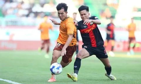 Sao U23 Việt Nam ghi tuyệt phẩm giúp Ninh Bình thắng ngược HAGL