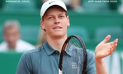 Jannik Sinner 'tốc hành' vào vòng 3 Monte Carlo 2026