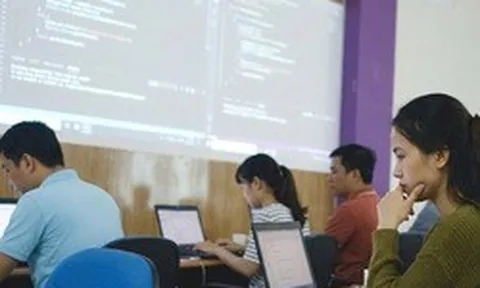 VN-Index tiếp tục tăng điểm