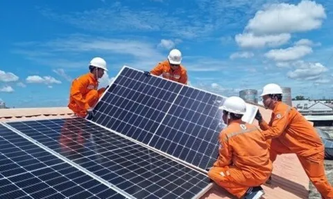 Phạt đến 20 triệu đồng nếu lắp điện mặt trời tự sản tự tiêu nối lưới không thông báo
