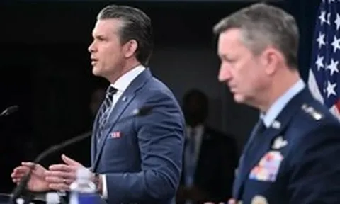 Mỹ cảnh báo siết chặt phong toả, sẵn sàng tấn công Iran