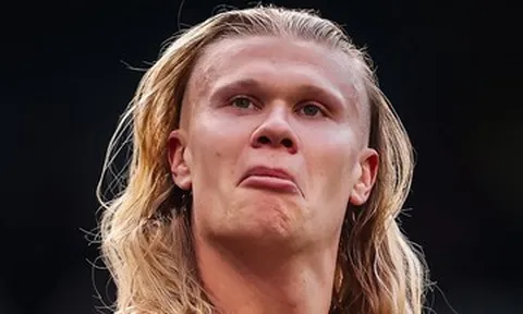 Haaland biểu cảm gây bão, hành xử khó tin ở trận Man City hạ Arsenal