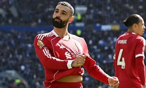 Van Dijk ghi bàn phút 100, Liverpool thắng nghẹt thở Everton