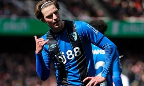 Tin tức về chuyển nhượng 22/4: MU tranh Alex Scott, Liverpool ký Leao