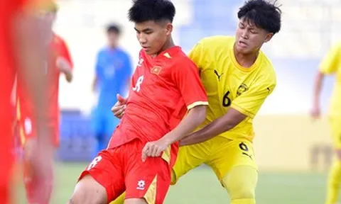 U17 Việt Nam tái đấu Malaysia và lời cảnh báo của HLV Roland