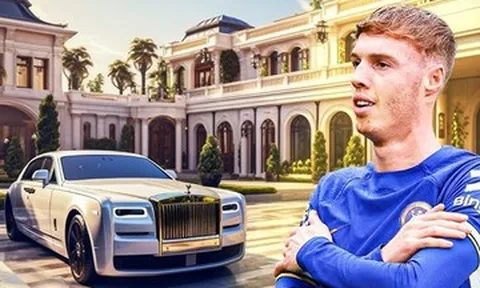 Tài sản Cole Palmer tăng gấp 3 lần dù phong độ sa sút