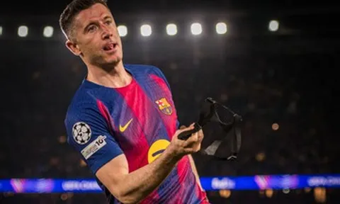 Tin tức về chuyển nhượng 25/4: MU ký Lewandowski, Liverpool chốt Barcola