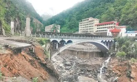 Trung Quốc xây một công trình dọc sông biên giới, nước láng giềng tây nam gửi thư phản đối, yêu cầu ngừng ngay lập tức