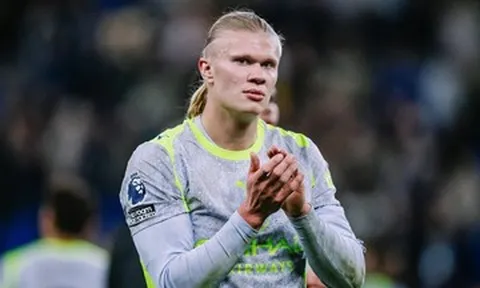 Man City gục ngã đua vô địch, Pep ôm đầu, Haaland nói 6 từ