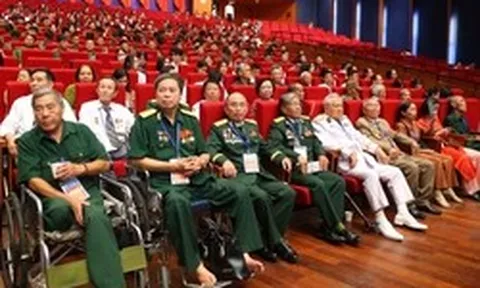 Bộ Nội vụ đề xuất thêm chế độ, trợ cấp cho người có công