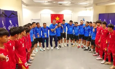 U17 Việt Nam dừng bước ở giải châu Á, HLV Cristiano Roland nói gì?