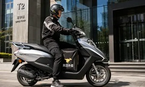 Đi 100 km chỉ tốn 1,88 lít xăng, Honda SCR125 giá rẻ khiến xe điện phổ thông đứng trước áp lực mới