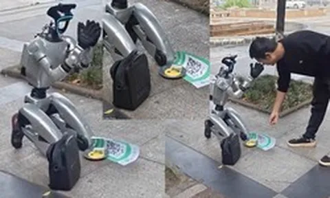 Trung Quốc: Robot quỳ giữa phố xin tiền sạc pin