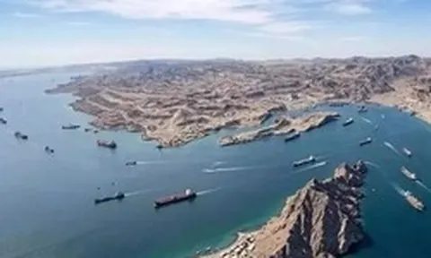Mỹ nói Iran không kiểm soát eo biển Hormuz