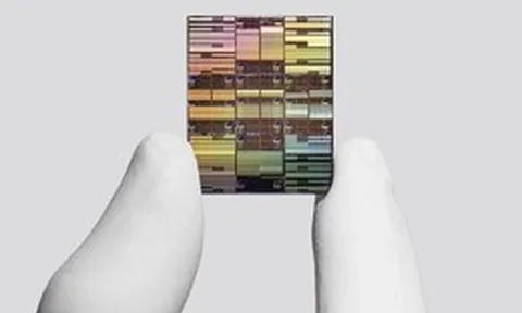 Định hình lại cán cân bán dẫn toàn cầu: IBM chế tạo thành công chip dưới 1 nm, nhồi nhét 100 tỷ bóng bán dẫn bằng móng tay