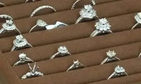 Vụ buôn lậu kim cương: Cục Hải quan nói gì về việc kiểm soát nhập khẩu?