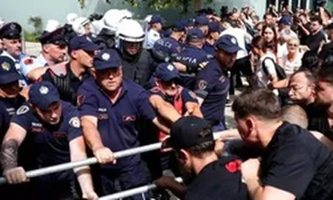 Albania truy nã doanh nhân bán đất cho con rể Tổng thống Mỹ Trump