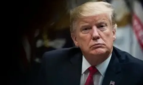 Một quyết định không báo trước khiến Tổng thống Trump phản ứng mạnh, Nhà Trắng mâu thuẫn