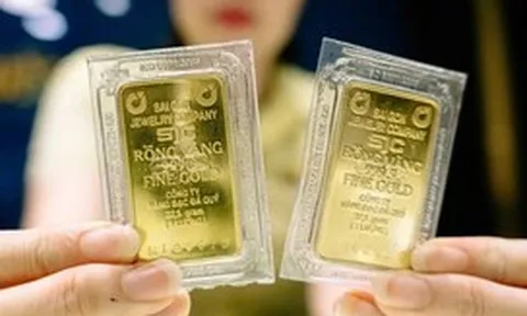Giá vàng thế giới bất ngờ giảm mạnh