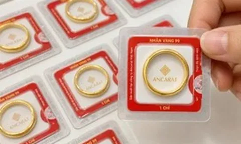Giá vàng bật tăng lên 4.100 USD/ounce sau tin eo biển Hormuz sắp được mở lại