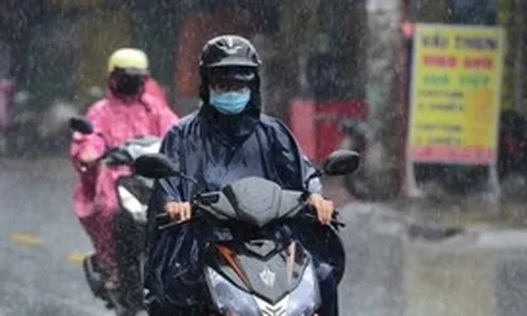Thời tiết hôm nay 10-8: Nam Bộ mưa dông, chiều tối mưa to