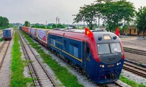 Tổng công ty Đường sắt Việt Nam chuyển đổi thành Tập đoàn Đường sắt Quốc gia Việt Nam
