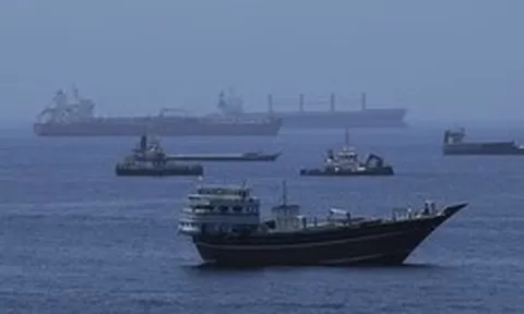 Các quốc gia vùng Vịnh bí mật đưa dầu qua eo biển Hormuz bằng cách nào?