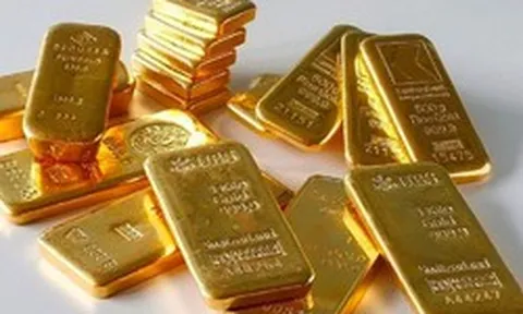 Phát hiện: Một phần ba người Anh tiếc nuối vì bỏ lỡ "cơn sóng" vàng tăng 128%