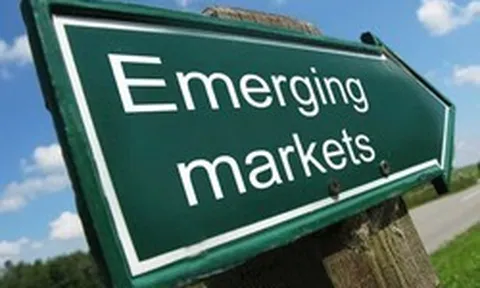 Bao nhiêu cổ phiếu ngân hàng lọt rổ FTSE Global Equity Index Series (GEIS)?