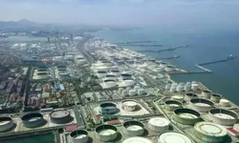 Xuất khẩu dầu của Iran giảm mạnh do lệnh phong tỏa hàng hải của Mỹ