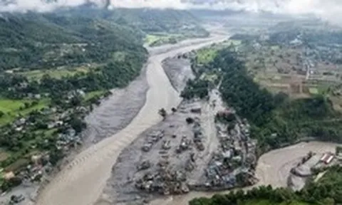 Cảnh báo một rủi ro tương tự sau sự sụp đổ của sông băng Nepal