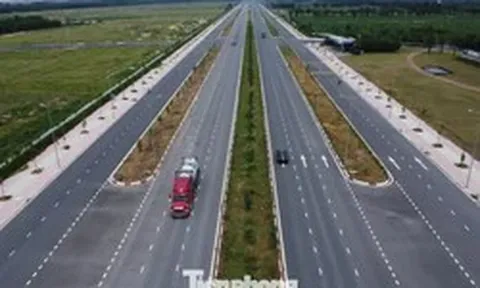 Xuyên lễ trên công trường trọng điểm