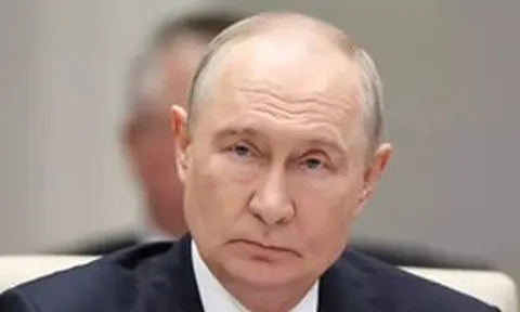 Tổng thống Putin thừa nhận máy bay không người lái gây ra thách thức đặc biệt với Nga