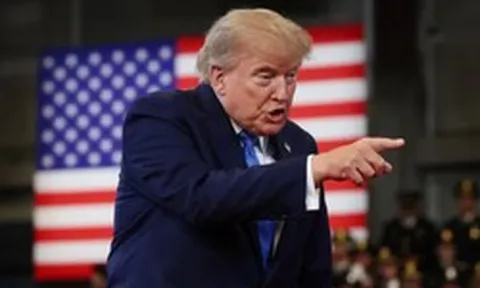 Nguyên do tỷ lệ ủng hộ Tổng thống Trump giảm xuống mức thấp kỷ lục?