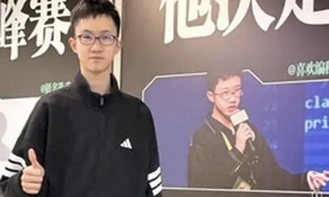 Cậu bé 13 tuổi có 500.000 người theo dõi, được ví như “Elon Musk tương lai” vì tạo ra loạt sản phẩm AI ấn tượng
