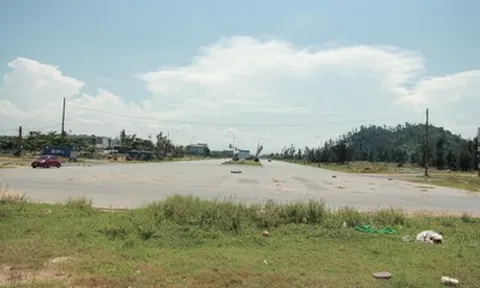 Dự án quảng trường biển ngưng trệ, làm gián đoạn việc kết nối hạ tầng du lịch ven biển Hà Tĩnh