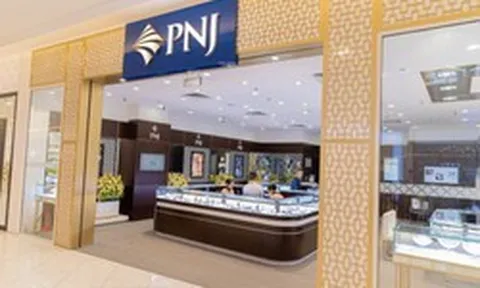 PNJ dự kiến lỗ năm 2026, người thân Chủ tịch Cao Thị Ngọc Dung muốn bán 9 triệu cổ phiếu