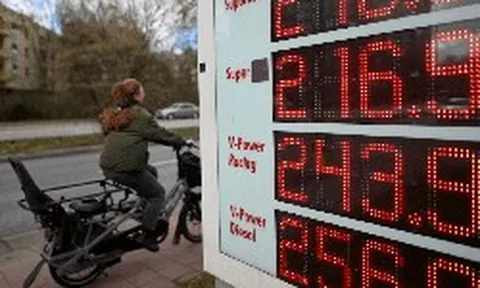 Phát hiện nơi có cây xăng tự 'nhảy giá' 50 lần một ngày