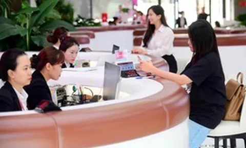 Ai cũng ngóng lãi suất giảm, nhưng nếu chỉ trông chờ vào ngân hàng là chưa đủ