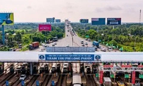 Kéo xe tải vào cao tốc: Cần tính lại bài toán phí và lợi ích