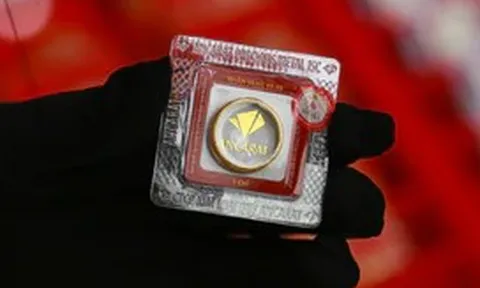 Giá vàng thế giới bị nén về sát 4.100 USD/ounce