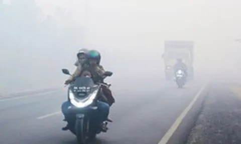 Hơn 283.000 ca bệnh hô hấp: Vì sao Indonesia vẫn chưa công bố thảm họa quốc gia?