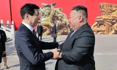 Ông Kim Jong-un qua cầu sông Áp Lục tới Trung Quốc, ông Tập Cận Bình lập tức ra chỉ thị đặc biệt