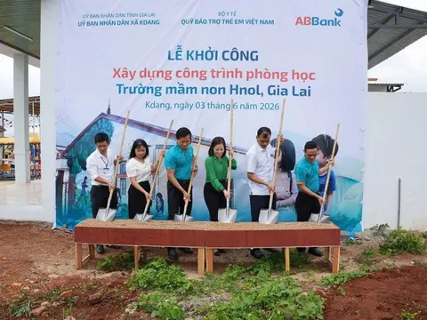 ABBank thêm “lớp học hạnh phúc” cho trẻ em Gia Lai