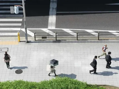 Tokyo miễn phí nước sinh hoạt hỗ trợ người dân chống nóng