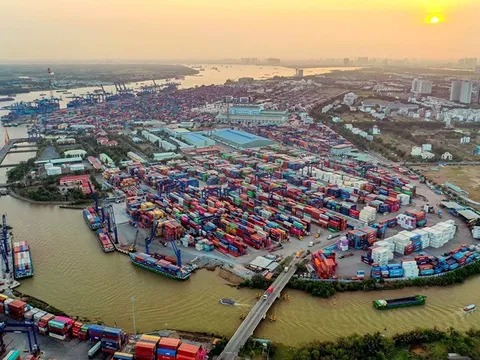 Phát triển logistics xanh để không bị ‘nhấn chìm’ trong làn sóng công nghệ