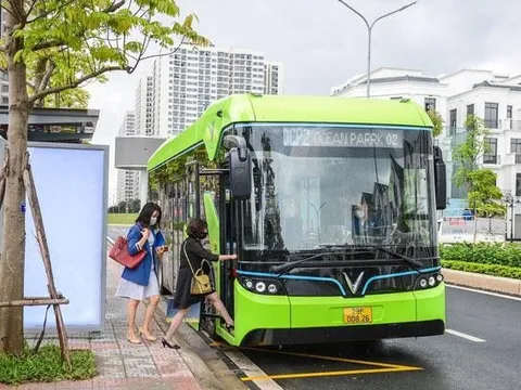 Hà Nội: Thí điểm tuyến buýt điện Kim Mã - Đông Anh
